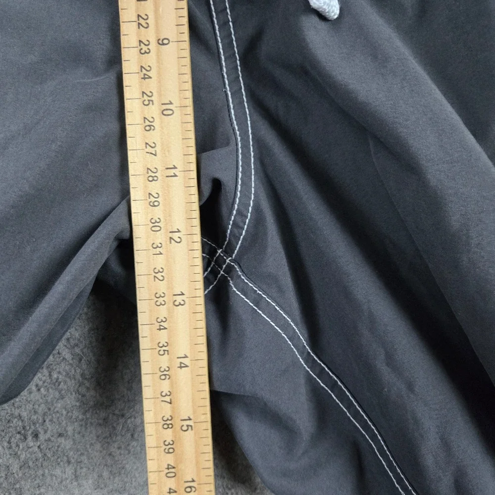 Vintage Nike Cargo Boardshorts Mens XL Gray Contrast Stitch Baggy Y2K Skater